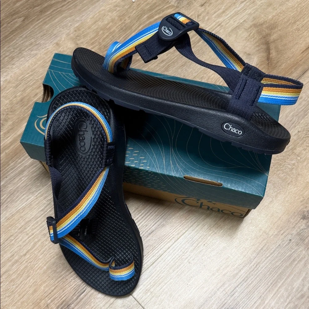 Chaco BODHI Sandals in the color âBelt Blueâ
New in box - Picture 2 of 14